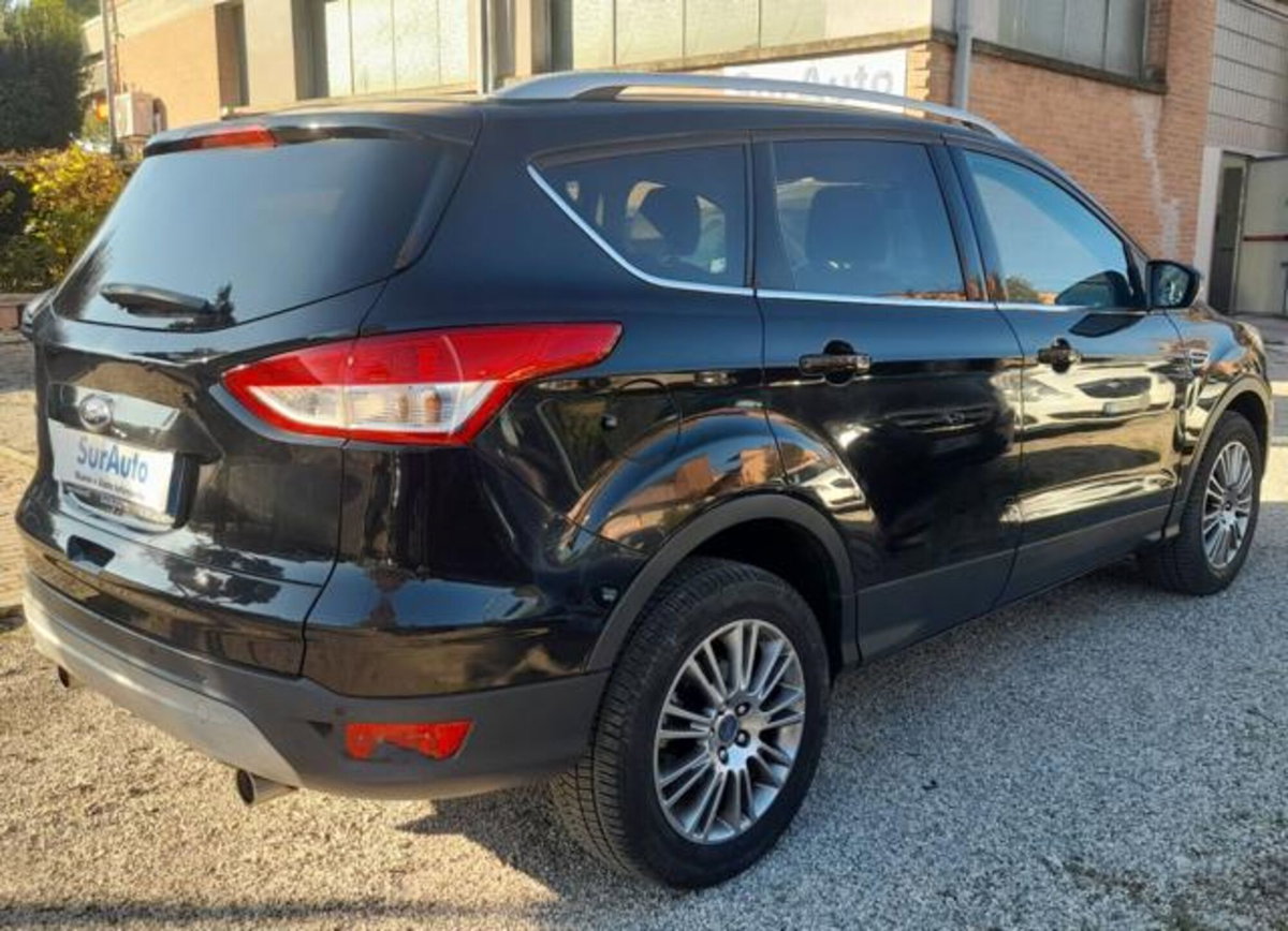 Ford Kuga 2.0 TDCI 163 CV 4WD Powershift Titanium X (6)