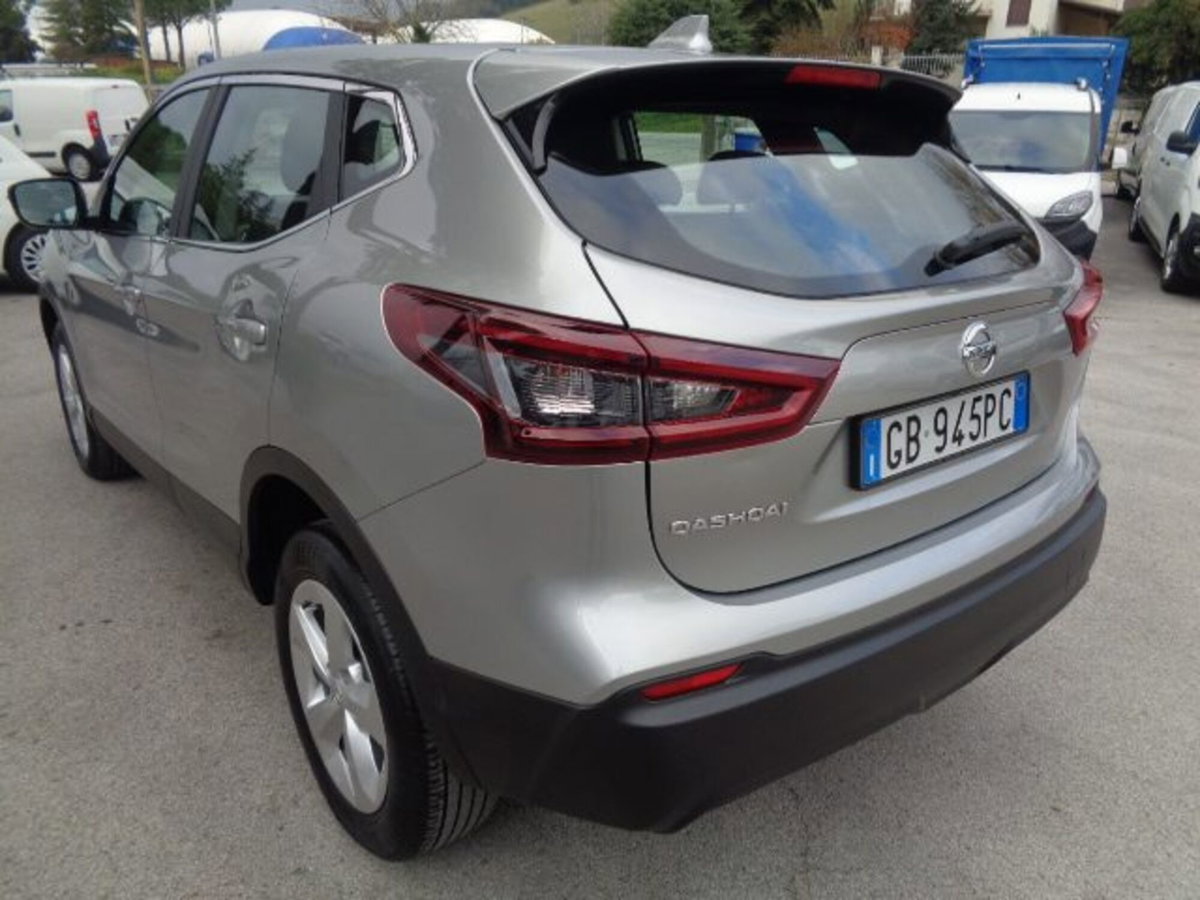 Nissan Qashqai 1.7 dCi 150 CV Business (4)
