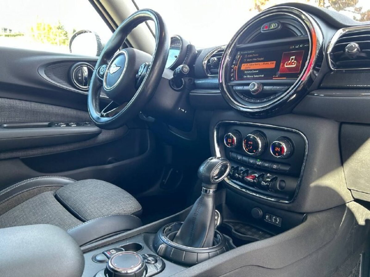 MINI Mini Clubman 2.0 Cooper D Business Clubman Automatica (16)