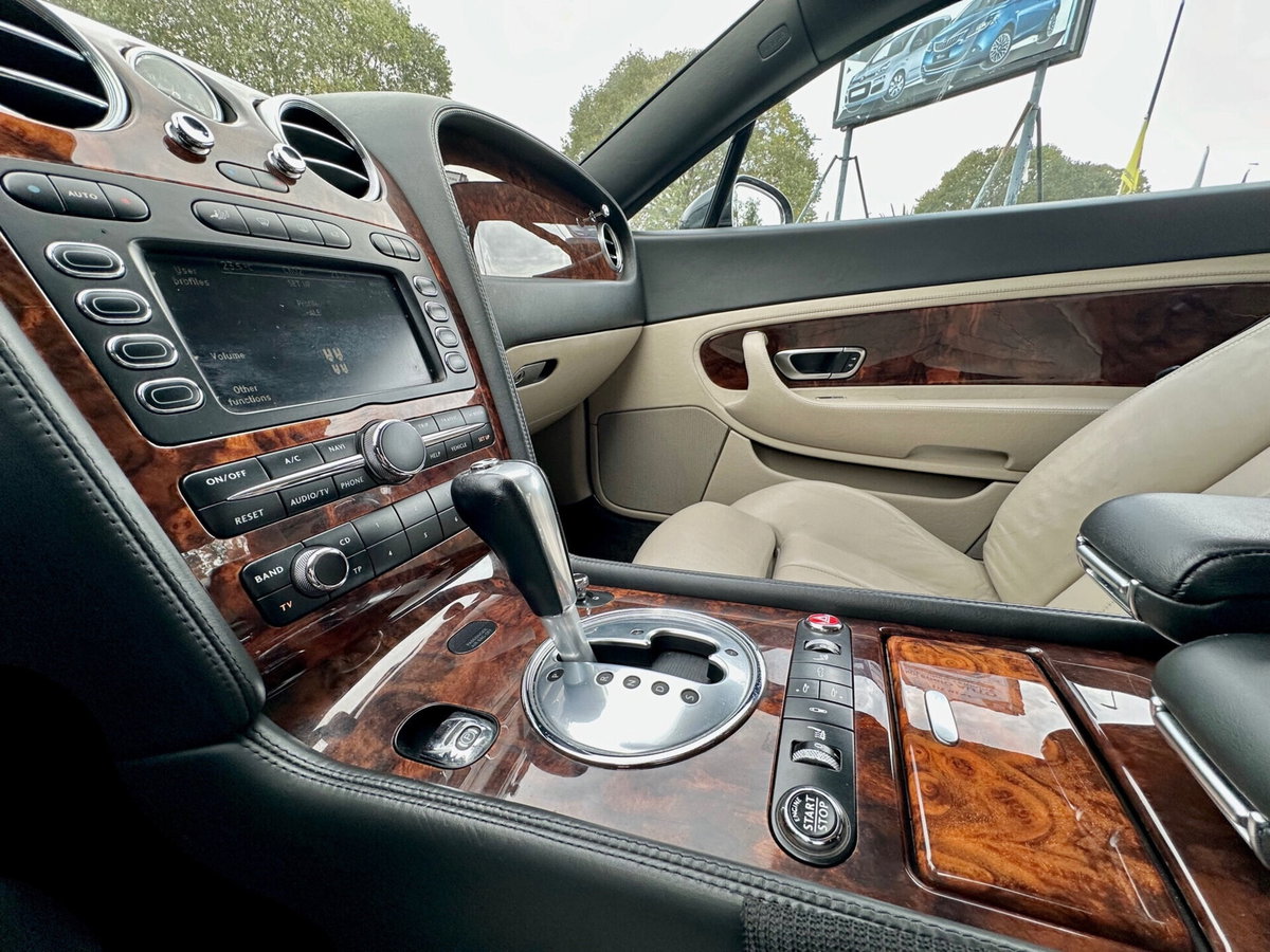 Bentley Continental GT Continental GT (7)