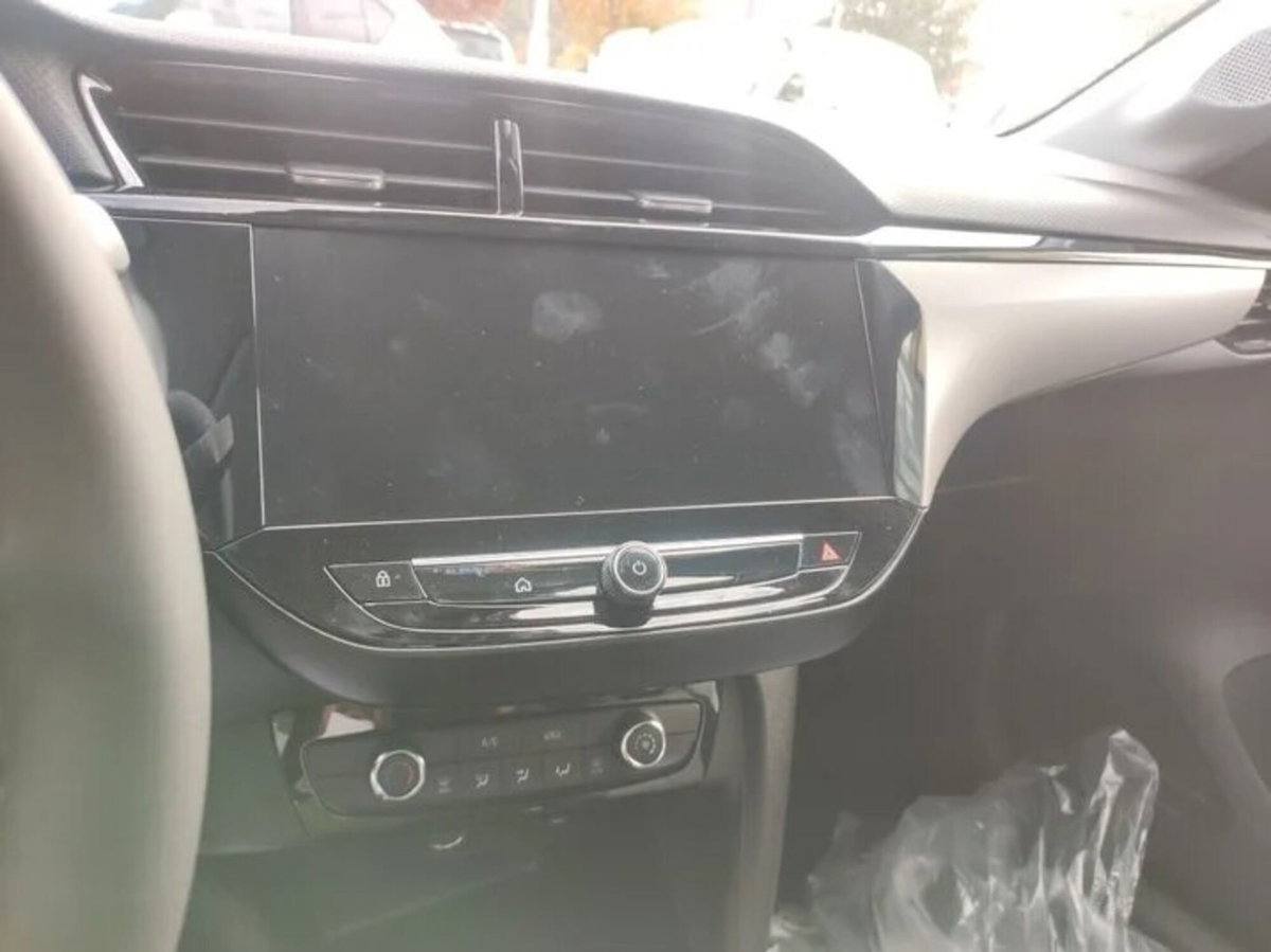 Opel Corsa 1.2 Edition (12)