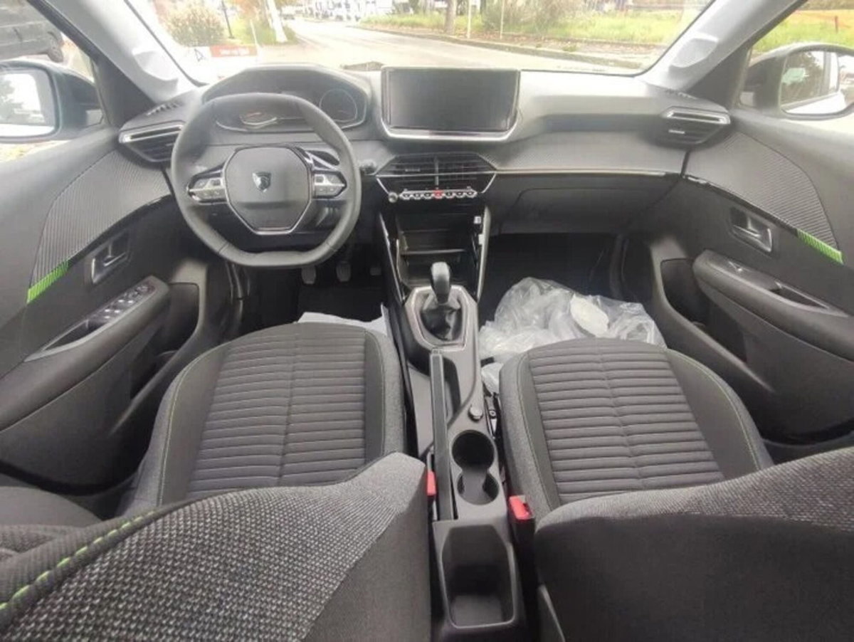 Peugeot 208 PureTech 75 Stop&Start 5 porte Active (10)