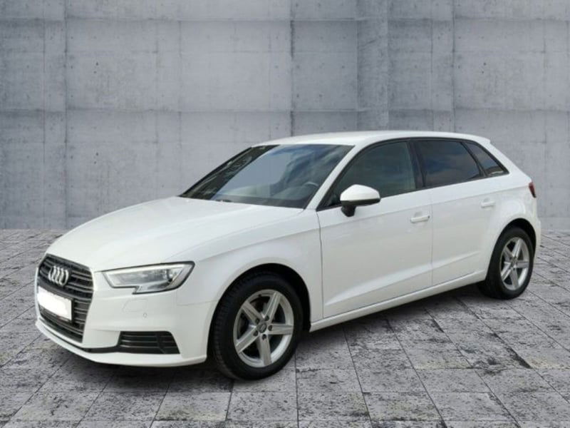 Audi A3 Sportback 30 g-tron S tronic Business