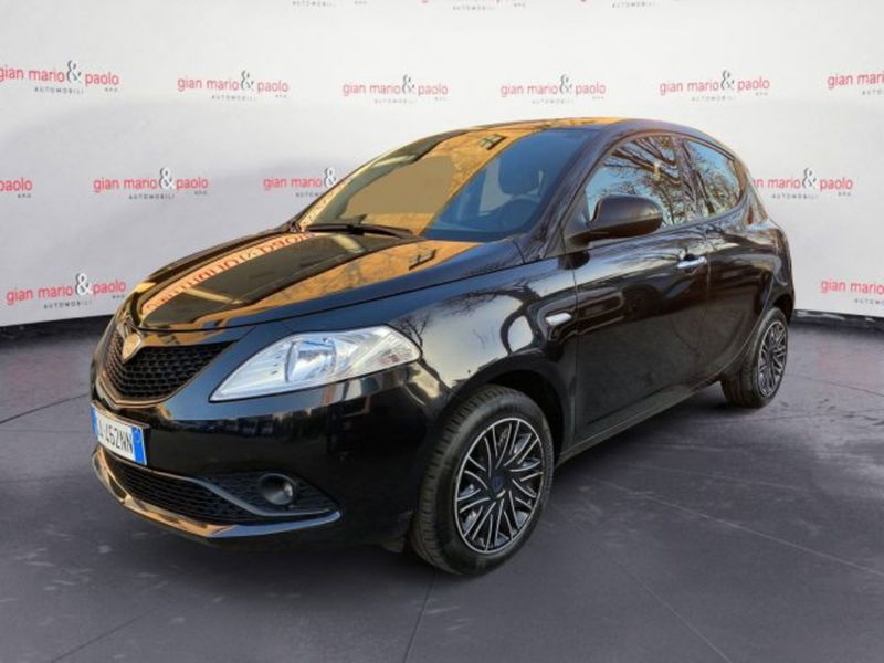 Lancia Ypsilon 1.2 69 CV 5 porte Gold