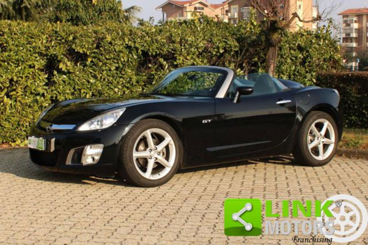 Opel GT 2.0 Turbo 16V