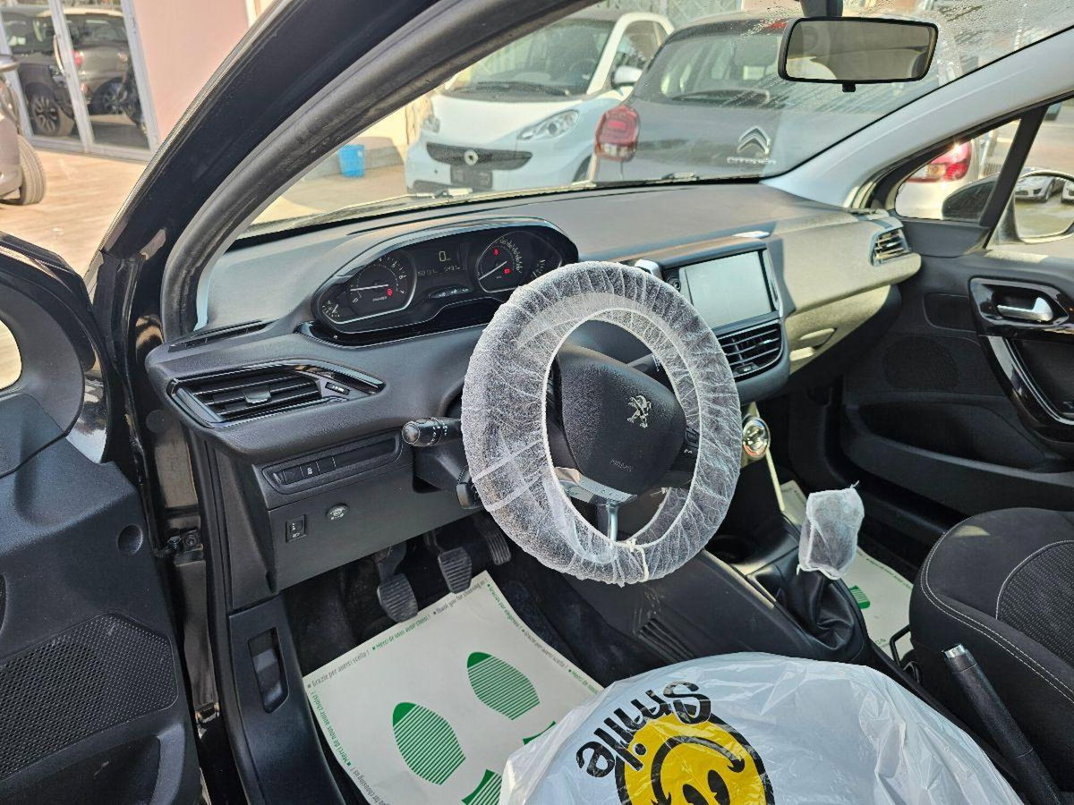 Peugeot 208 82 5 porte Allure (13)