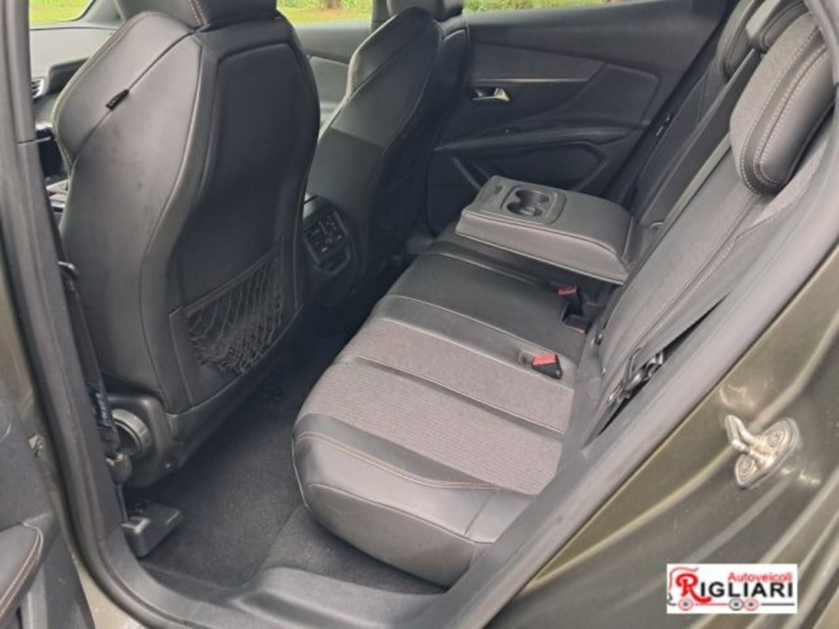 Peugeot 3008 BlueHDi 130 S&S EAT8 GT Line (7)