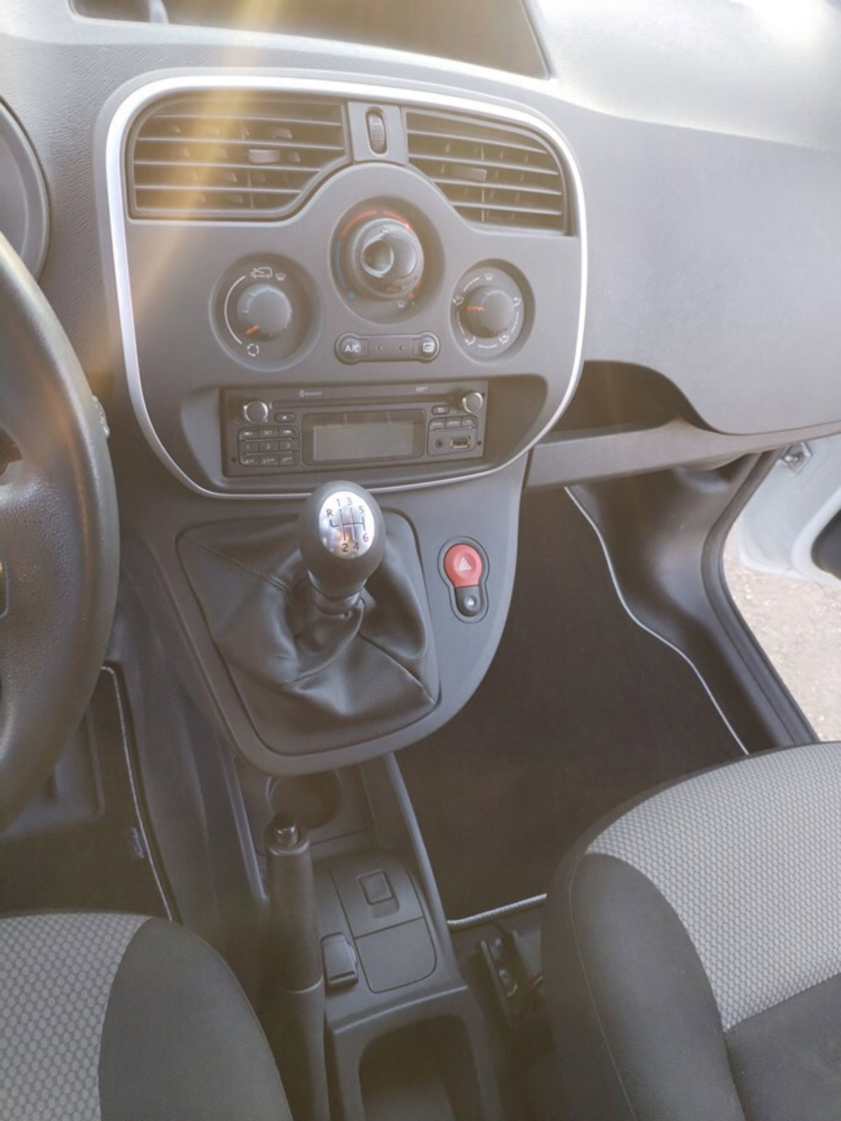 Renault Kangoo 1.5 dCi 110CV 5 porte Stop & Start Life (16)