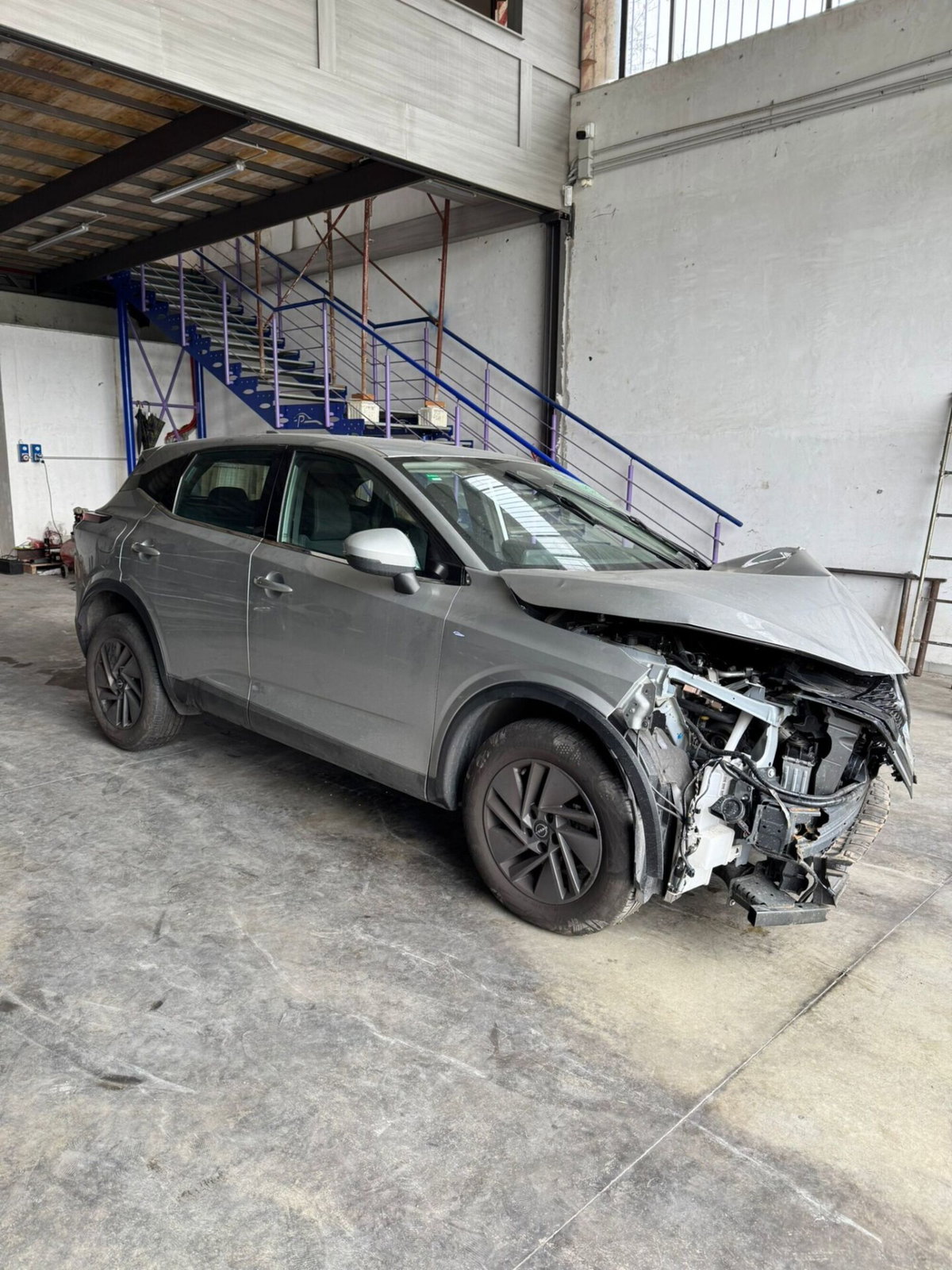 Nissan Qashqai 1.3 mhev Tekna 4wd 158cv xtronic (3)
