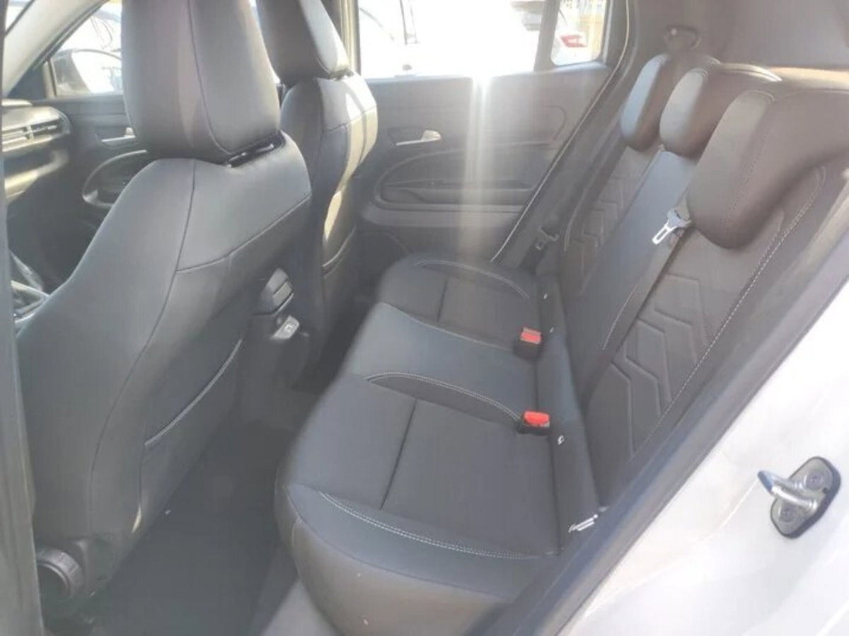 Jeep Avenger 1.2 turbo Altitude fwd 100cv (18)