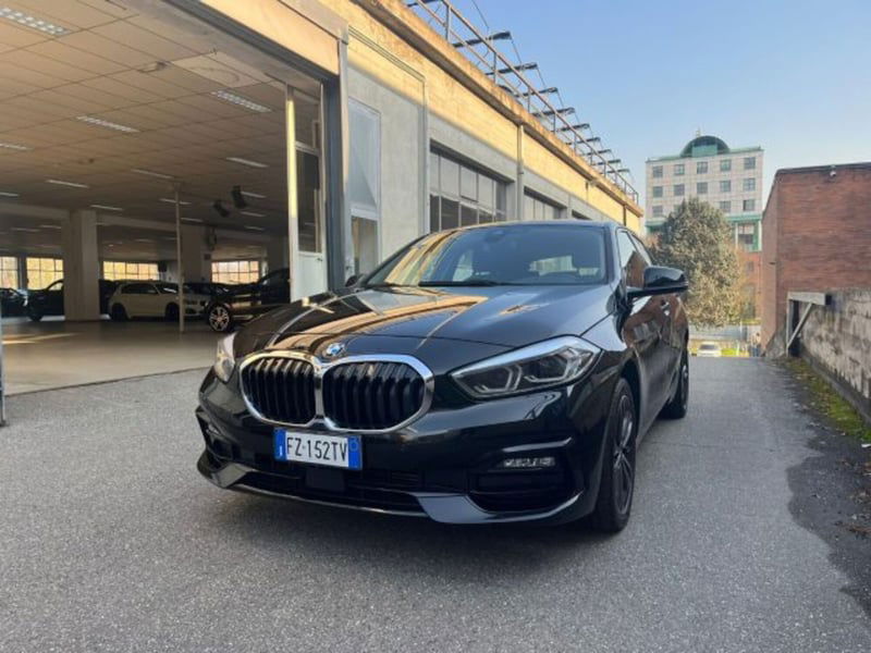 BMW Serie 1 116d 2.0 116CV cat 5 porte Attiva DPF