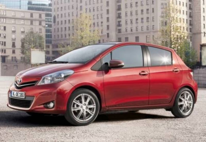 Toyota Yaris 1.0 5 porte Active