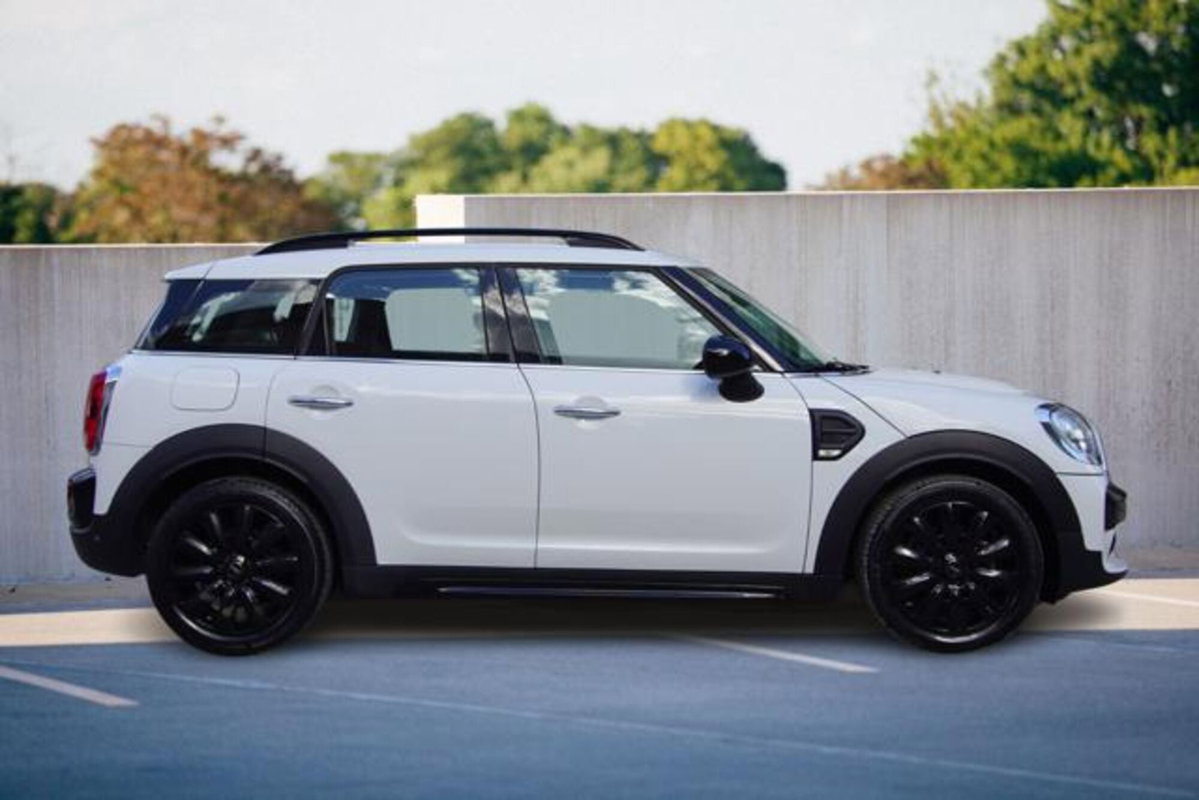 MINI Mini Countryman 1.5 One D Baker Street Countryman (2)