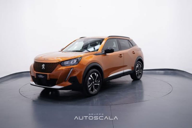 Peugeot 2008 motore elettrico 136 CV Allure Pack