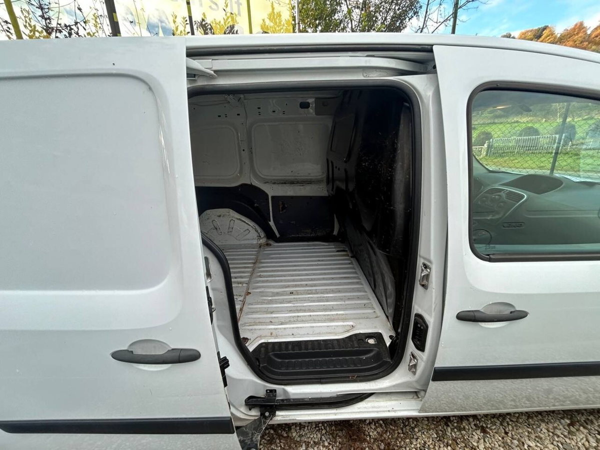 Renault Kangoo 1.5 dCi 90CV F.AP. 4p. Express Maxi Combi Ice (5)