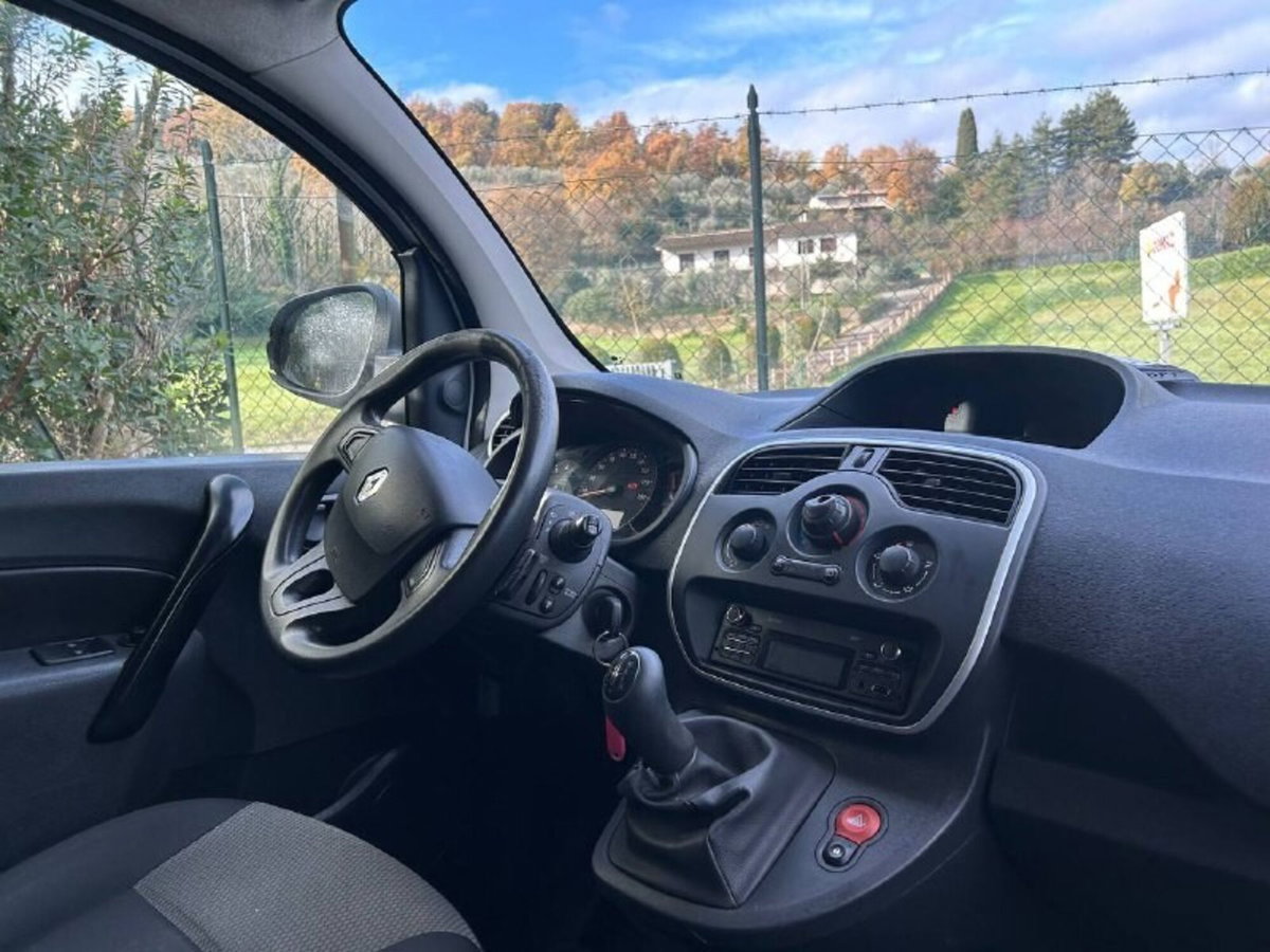 Renault Kangoo 1.5 dCi 90CV F.AP. 4p. Express Maxi Combi Ice (9)