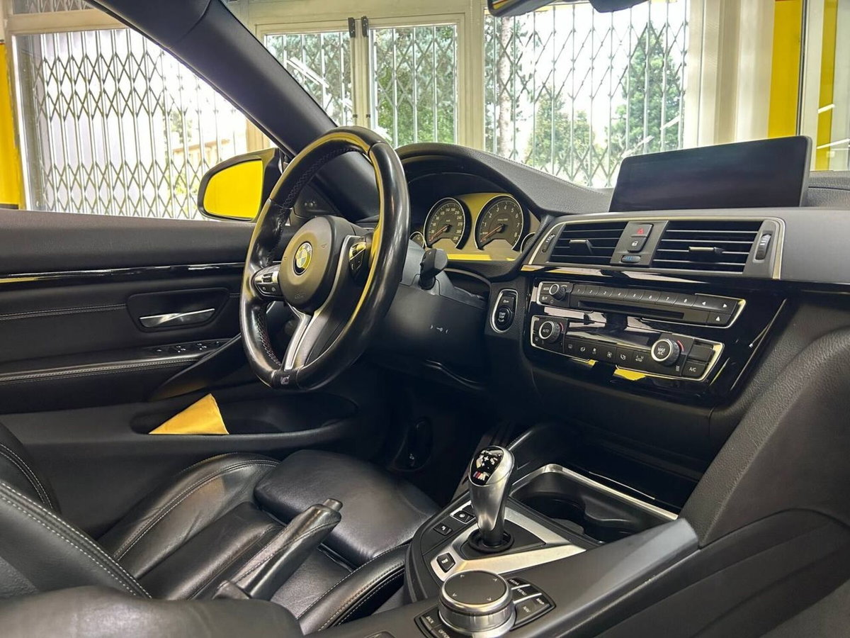 BMW Serie 4 Cabrio M4 (10)