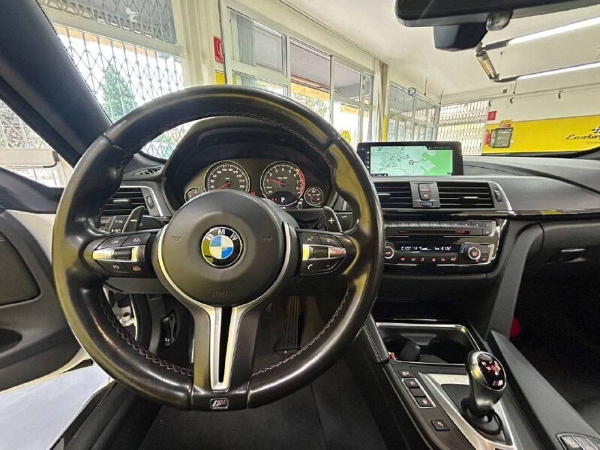 BMW Serie 4 Cabrio M4 (12)