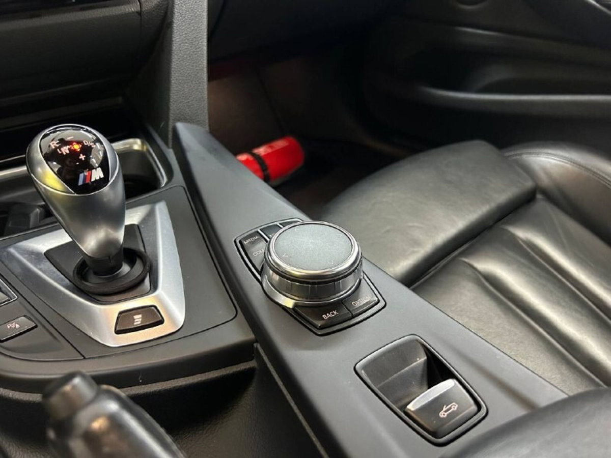 BMW Serie 4 Cabrio M4 (19)