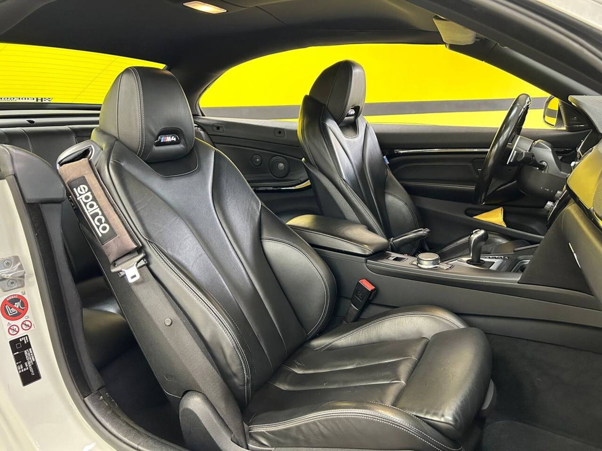 BMW Serie 4 Cabrio M4 (9)