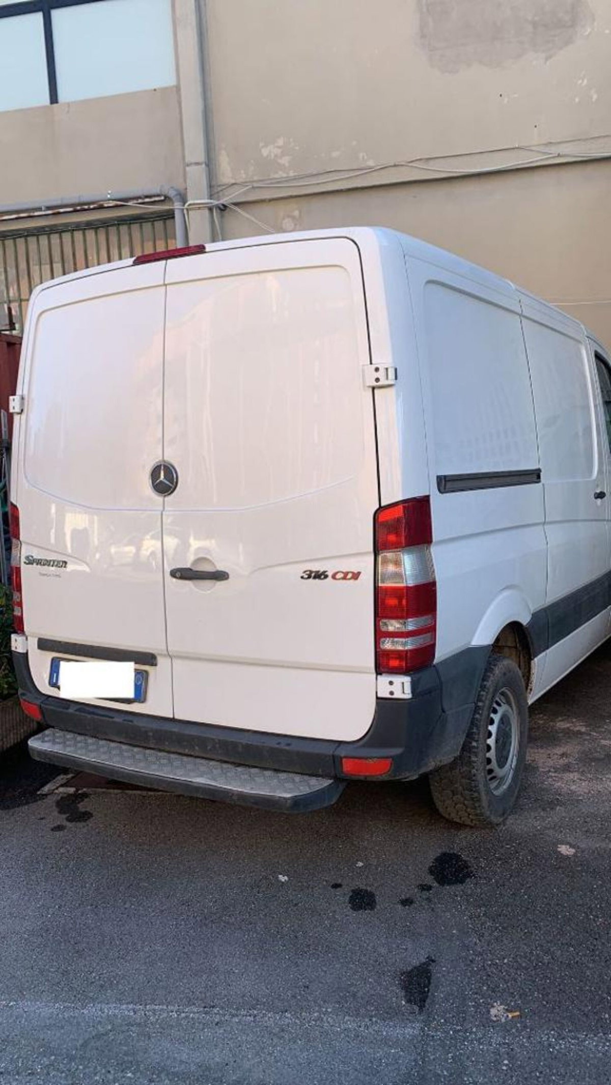 Mercedes-Benz Sprinter F37/33 316 CDI RWD TA Furgone (4)