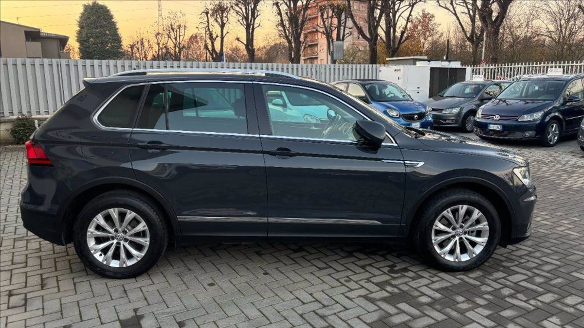 Volkswagen Tiguan 1.5 TSI 150 CV DSG Business ACT BlueMotion Technology (5)
