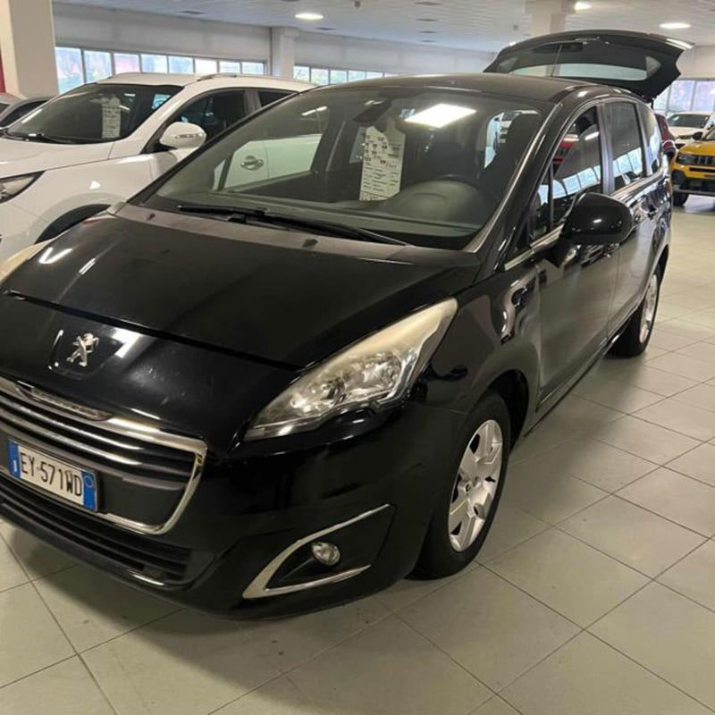 Peugeot 5008 1.6 HDi 115CV Active 