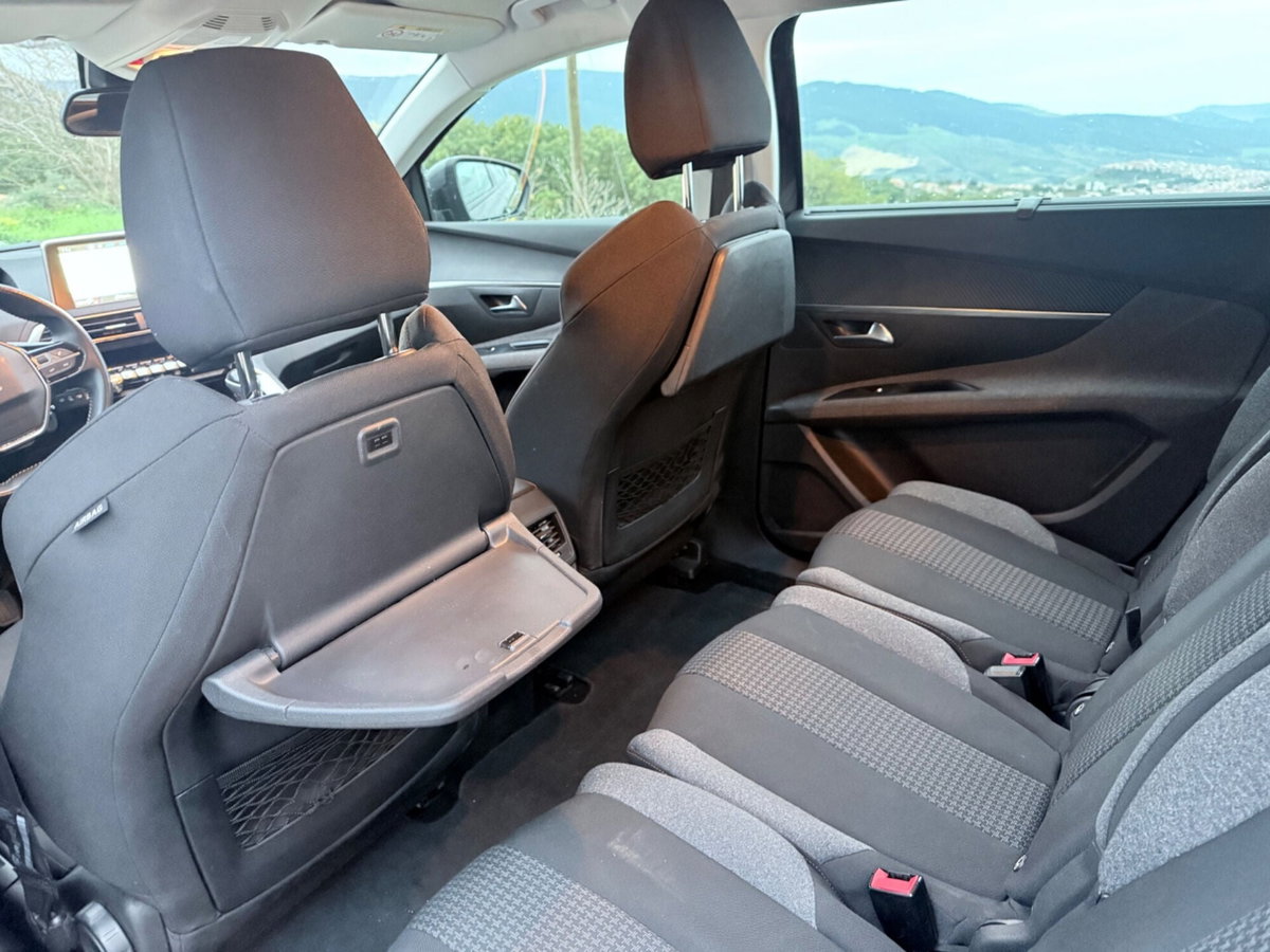 Peugeot 5008 BlueHDi 130 S&S Crossway (12)