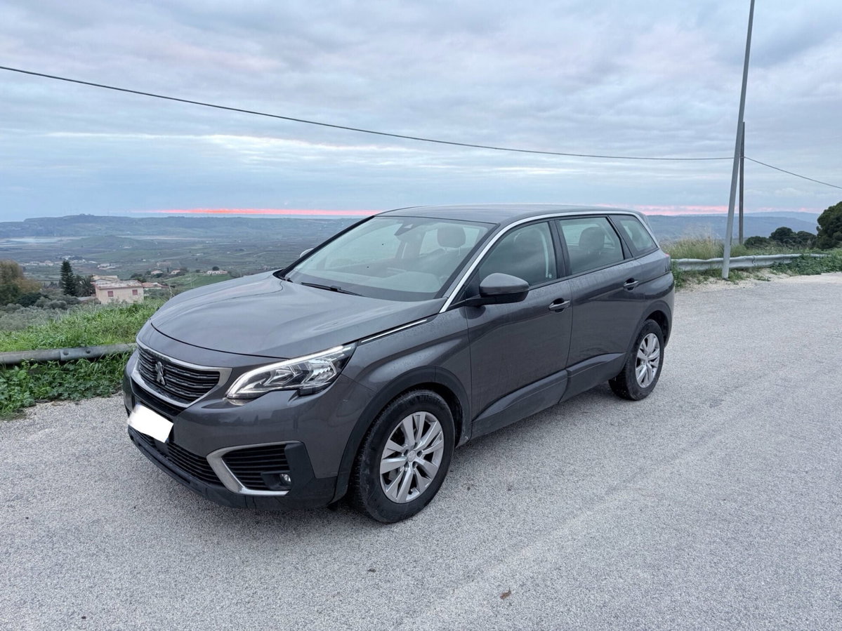 Peugeot 5008 BlueHDi 130 S&S Crossway (5)