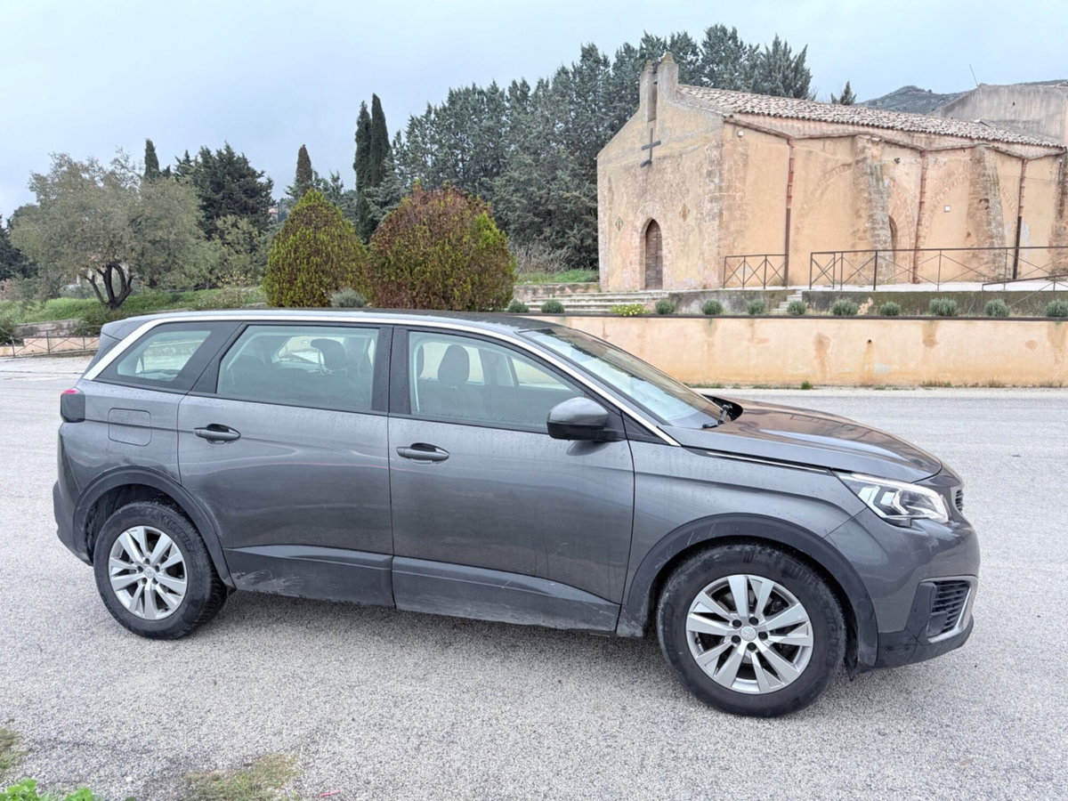 Peugeot 5008 BlueHDi 130 S&S Crossway (9)