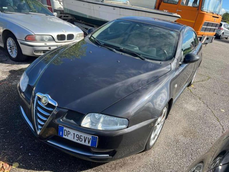 Alfa Romeo GT 1.8 16V TS Distinctive 