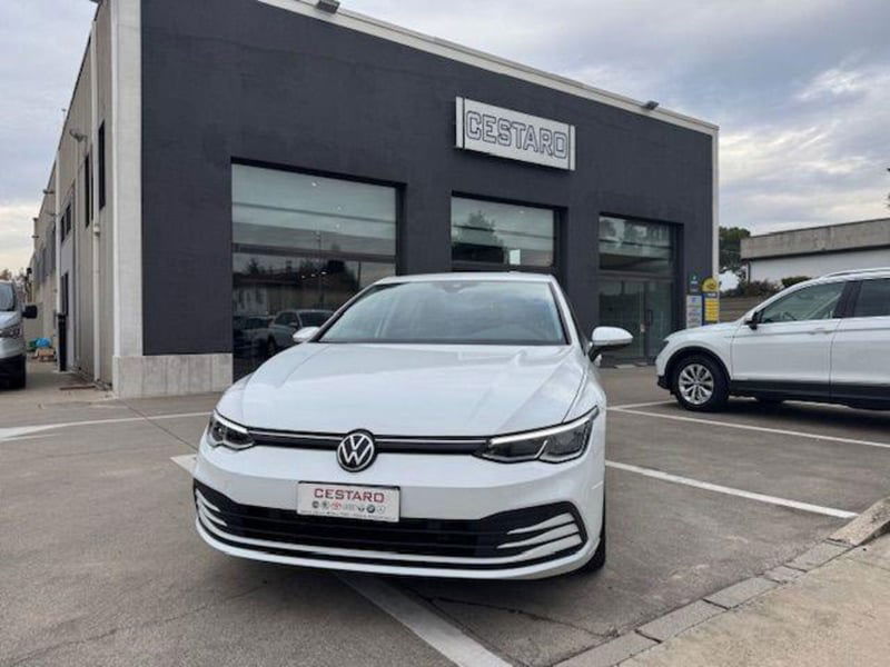 Volkswagen Golf 1.0 TSI EVO Life