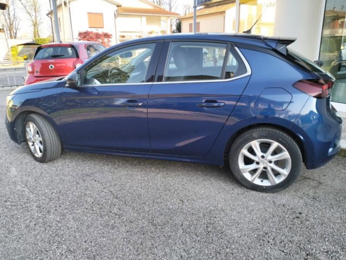 Opel Corsa 1.2 Edition (8)