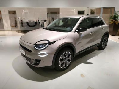 Fiat 600 1.2 hybrid La Prima 110cv auto nuova
