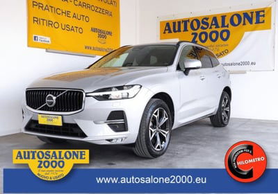 Volvo XC60 B4 (d) AWD Geartronic Momentum Pro usata