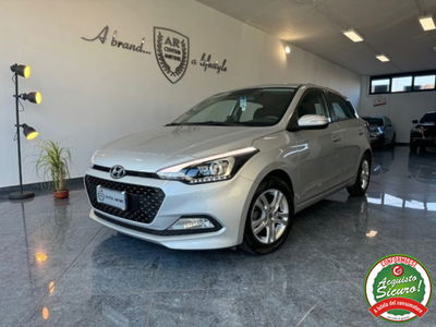 hyundai i20 1.2 84 cv 5 porte econext comfort