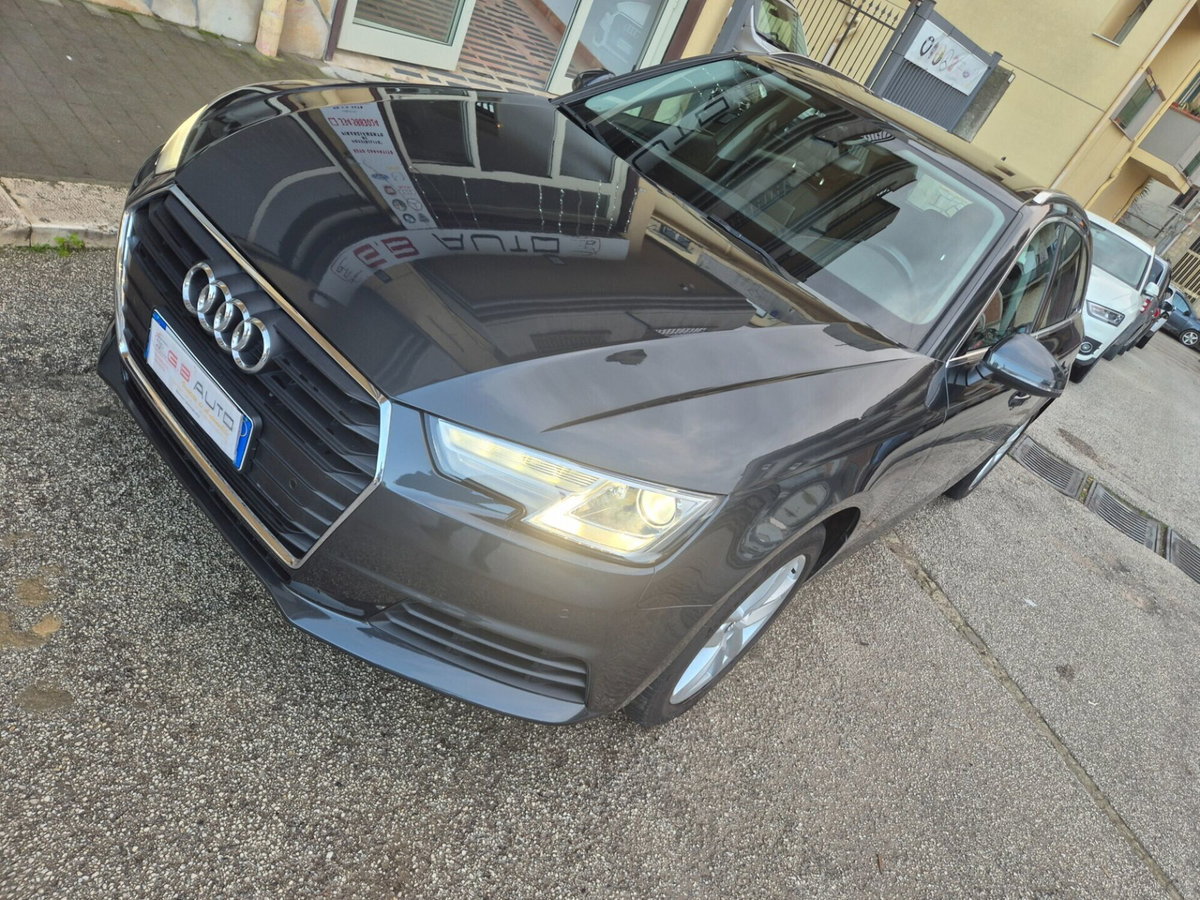 Audi A4 Avant 2.0 TDI 150 CV ultra S tronic Sport (7)