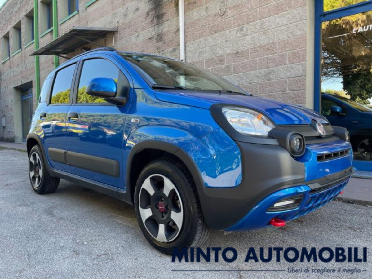 Fiat Panda Cross 1.0 firefly hybrid Cross s&s 70cv 5p.ti