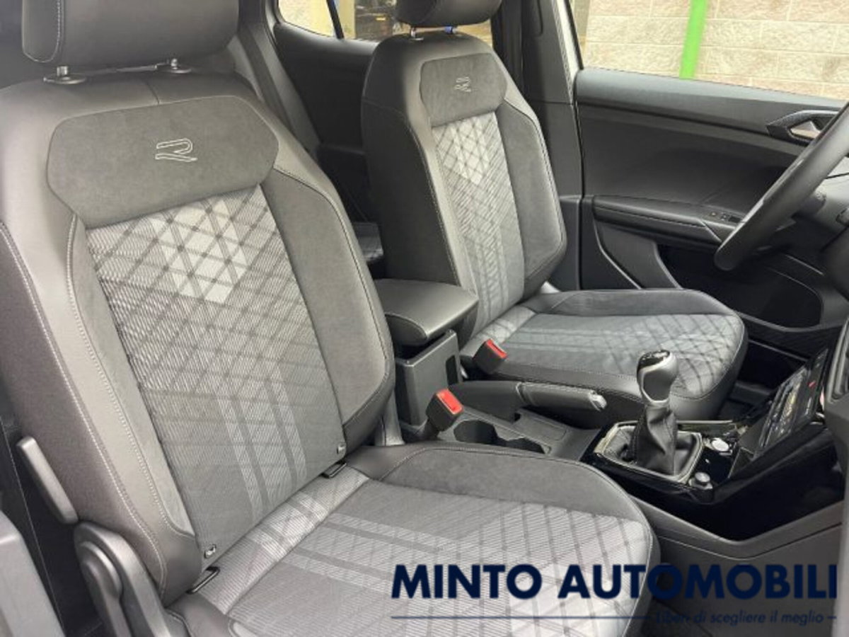 Volkswagen T-Cross 1.0 tsi R-Line 115cv (15)