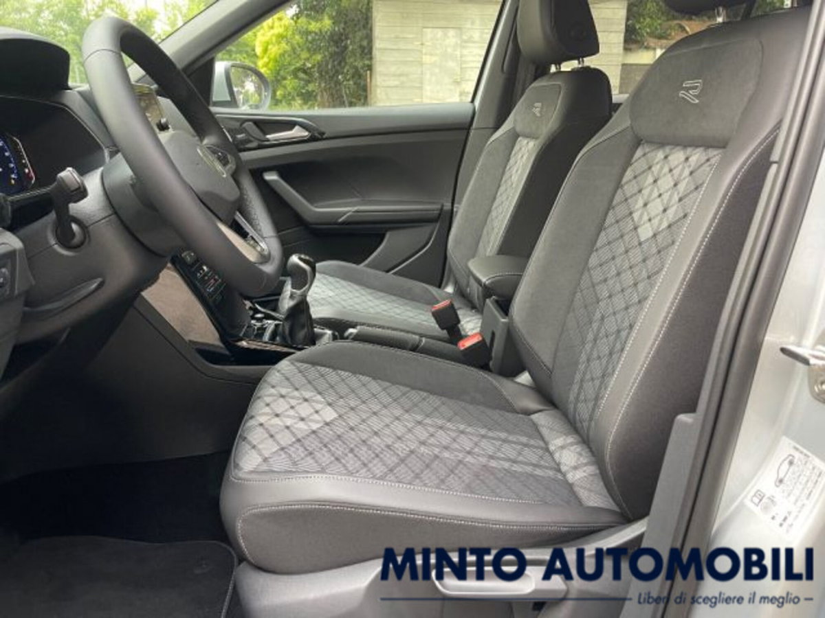 Volkswagen T-Cross 1.0 tsi R-Line 115cv (20)