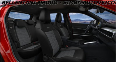 Jeep Avenger 1.2 turbo e-hybrid mhev Upland 4xe 145cv edct6 (7)
