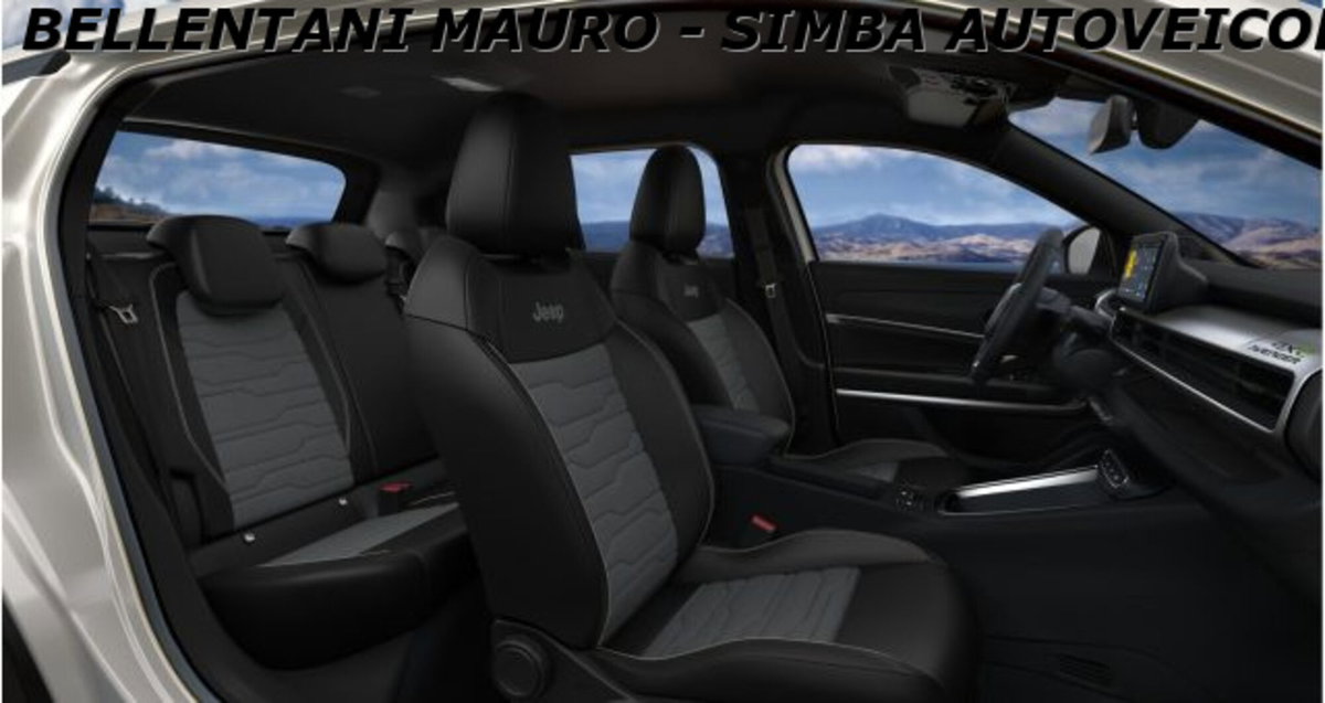 Jeep Avenger 1.2 turbo e-hybrid mhev Upland 4xe 145cv edct6 (7)