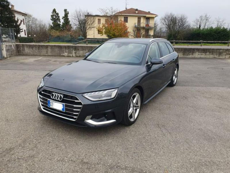 Audi A4 Avant 30 TDI/136 CV S tronic Business Advanced