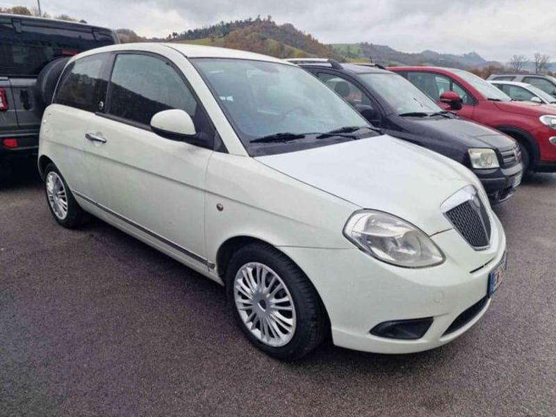 Lancia Ypsilon 1.4 Platino Ecochic GPL