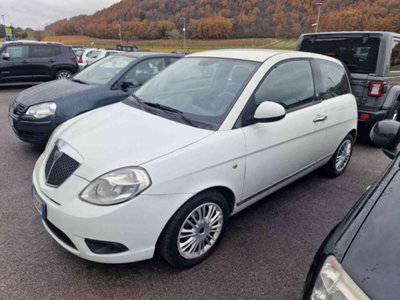 Lancia Ypsilon 1.4 Platino Ecochic GPL (2)