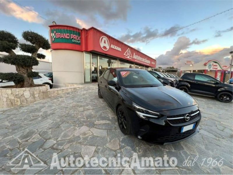 Opel Corsa 1.2 Design & Tech