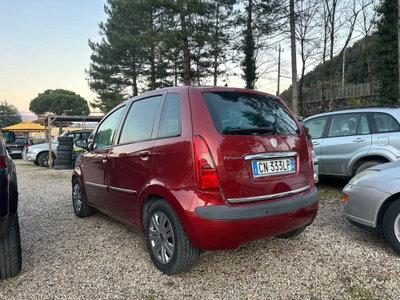 Lancia Musa 1.4 16V Oro (4)