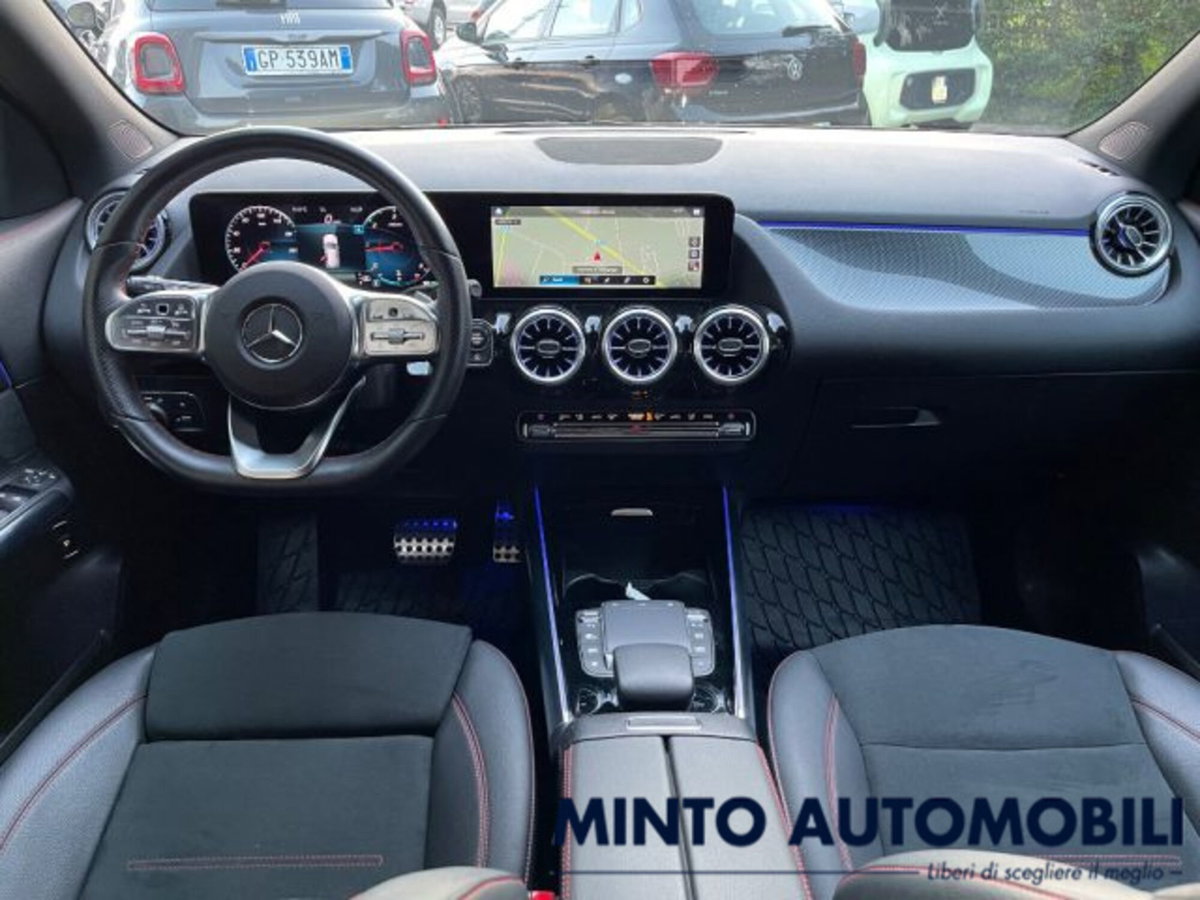 Mercedes-Benz GLA SUV 180 d Automatic Premium (12)