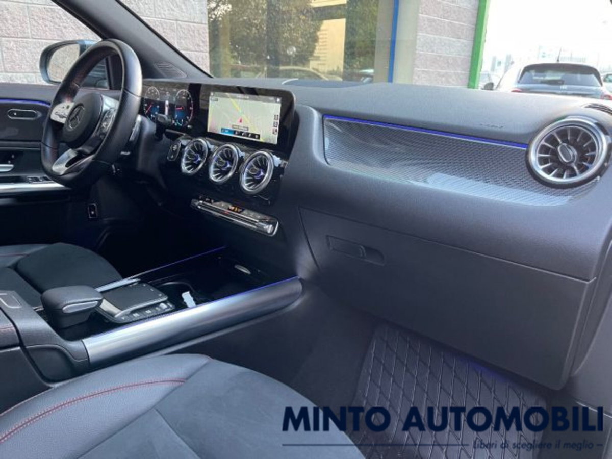 Mercedes-Benz GLA SUV 180 d Automatic Premium (17)