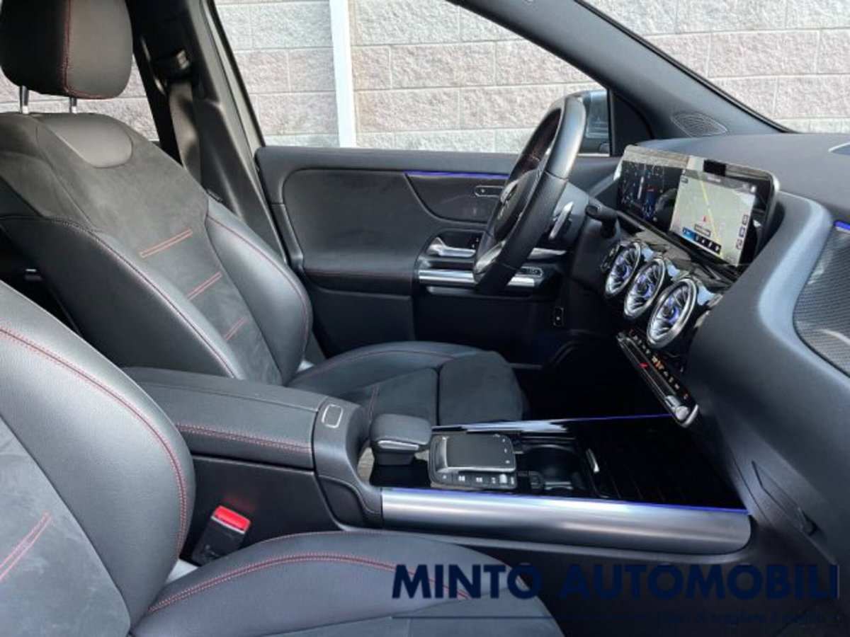 Mercedes-Benz GLA SUV 180 d Automatic Premium (19)